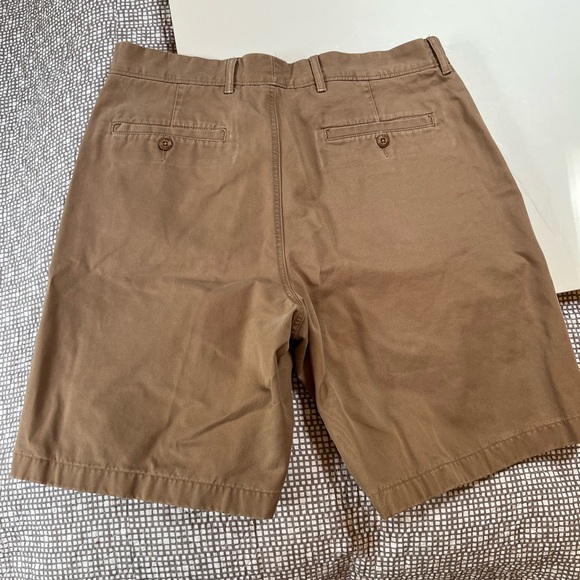 NWOT LLBean men’s khaki shorts Size 34 waist with 9 inch inseam - Picture 7 of 9